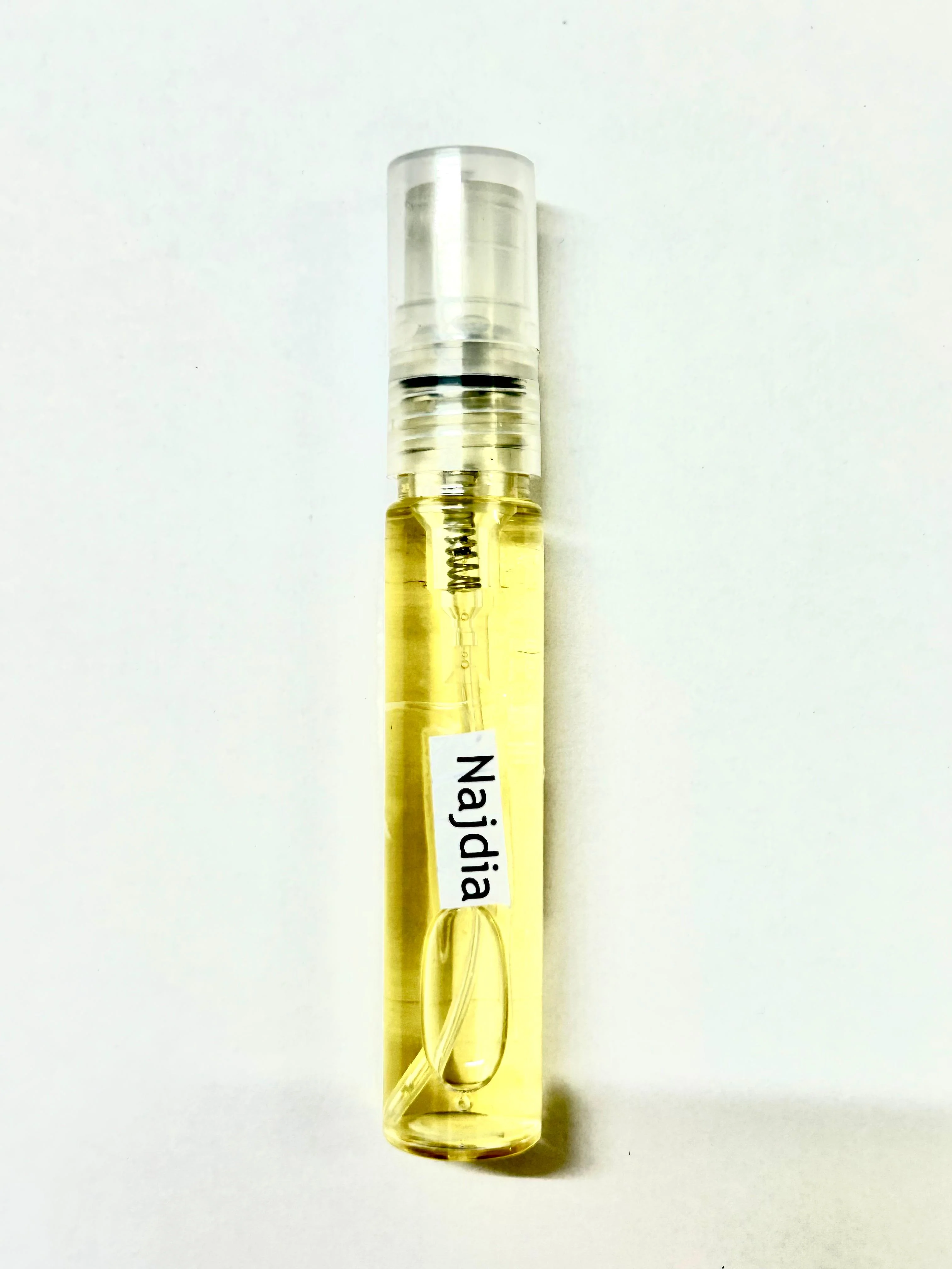 Decant/Sample Lattafa Najdia Eau De Parfum 10ml For Men & Women - Image 3